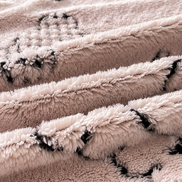 91家纺网 家纺一手货源 找家纺 欧邦 2025新款阳离子舒棉绒牛奶绒床笠单床笠床笠单件-可可熊 可可熊-浅粉