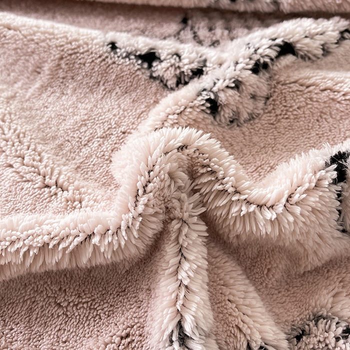 91家纺网 家纺一手货源 找家纺 欧邦 2025新款阳离子舒棉绒牛奶绒床笠单床笠床笠单件-可可熊 可可熊-浅粉