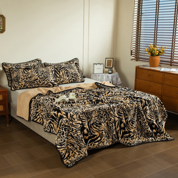 91家纺网 家纺一手货源 找家纺 库里梦家纺 2025新款跨境专供网红直播热款加厚兔毛绒毯可定做尺寸 豹点纹