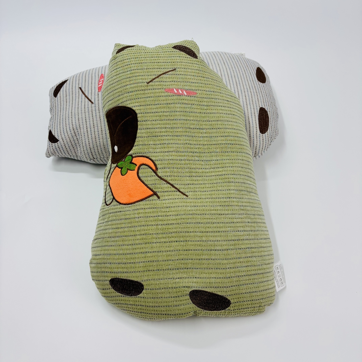 91家纺网 家纺一手货源 找家纺 （总）露函 2025新款卡皮巴拉绣花款全棉双层纱荞麦枕