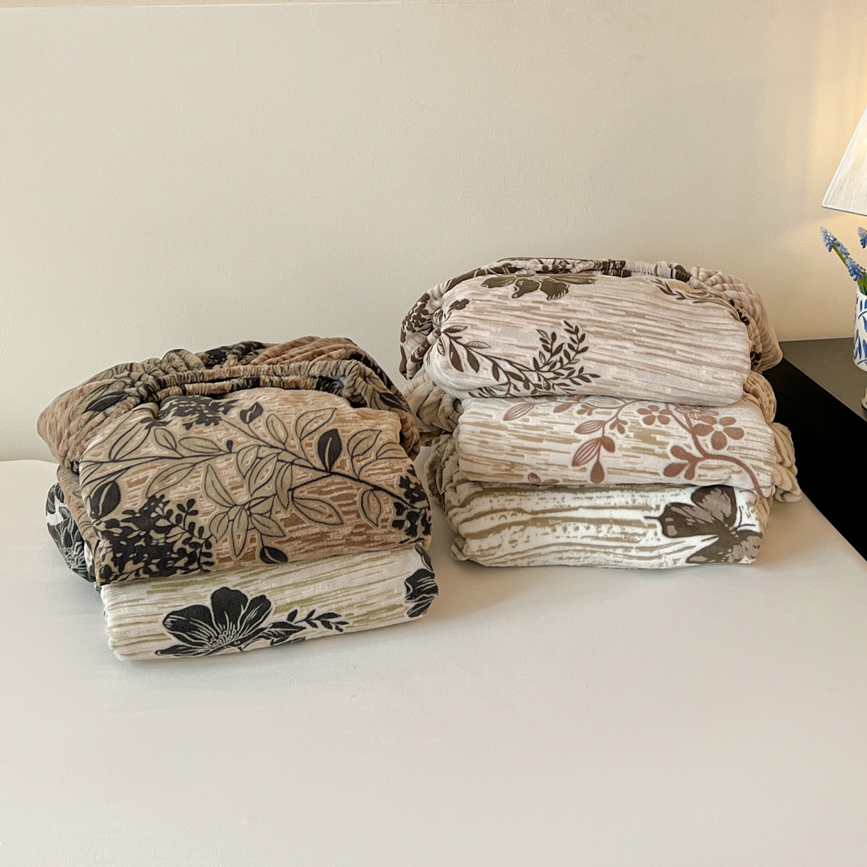 91家纺网 家纺一手货源 找家纺 （总）格真 2025秋冬新款立体剪花雕花牛奶绒床笠单品床笠单件单床笠