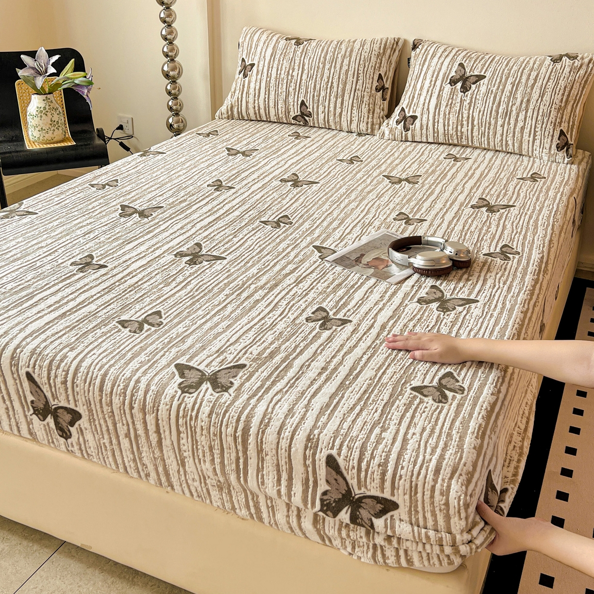 91家纺网 家纺一手货源 找家纺 （总）格真 2025秋冬新款立体剪花雕花牛奶绒床笠单品床笠单件单床笠