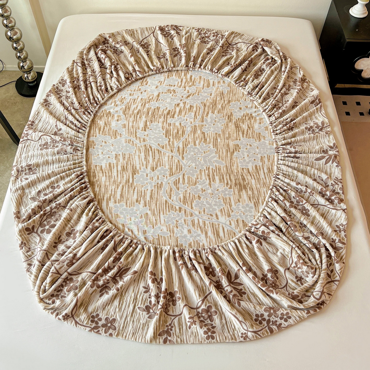 91家纺网 家纺一手货源 找家纺 格真 2025秋冬新款立体剪花雕花牛奶绒床笠单品床笠单件单床笠 安雅-咖