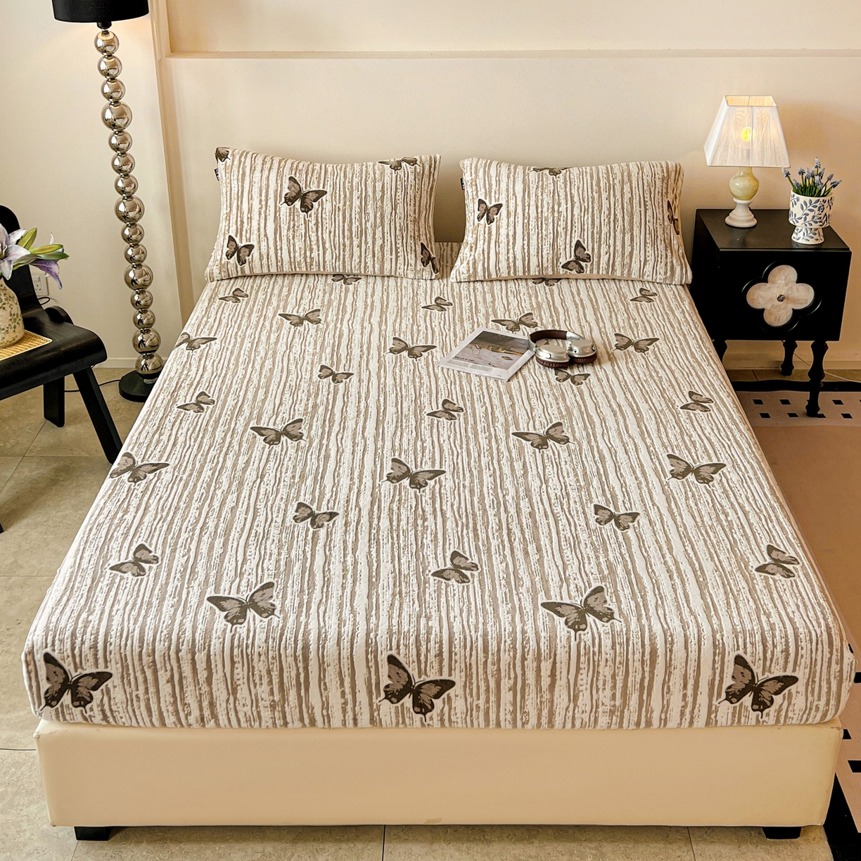 91家纺网 家纺一手货源 找家纺 格真 2025秋冬新款立体剪花雕花牛奶绒床笠单品床笠单件单床笠 光影蝴蝶