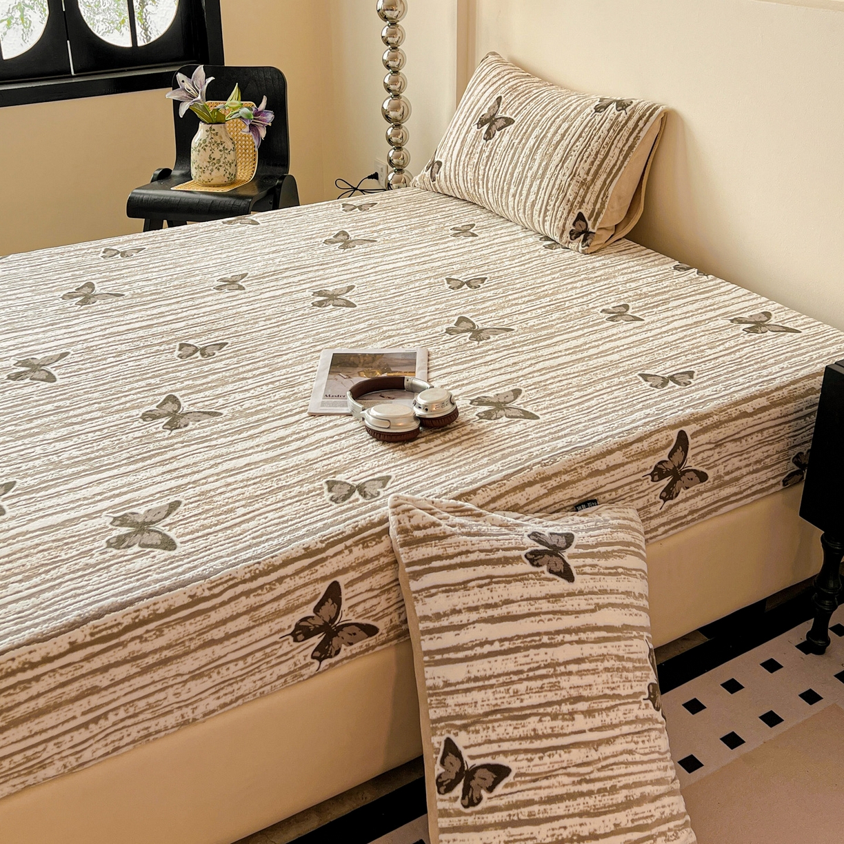 91家纺网 家纺一手货源 找家纺 格真 2025秋冬新款立体剪花雕花牛奶绒床笠单品床笠单件单床笠 光影蝴蝶