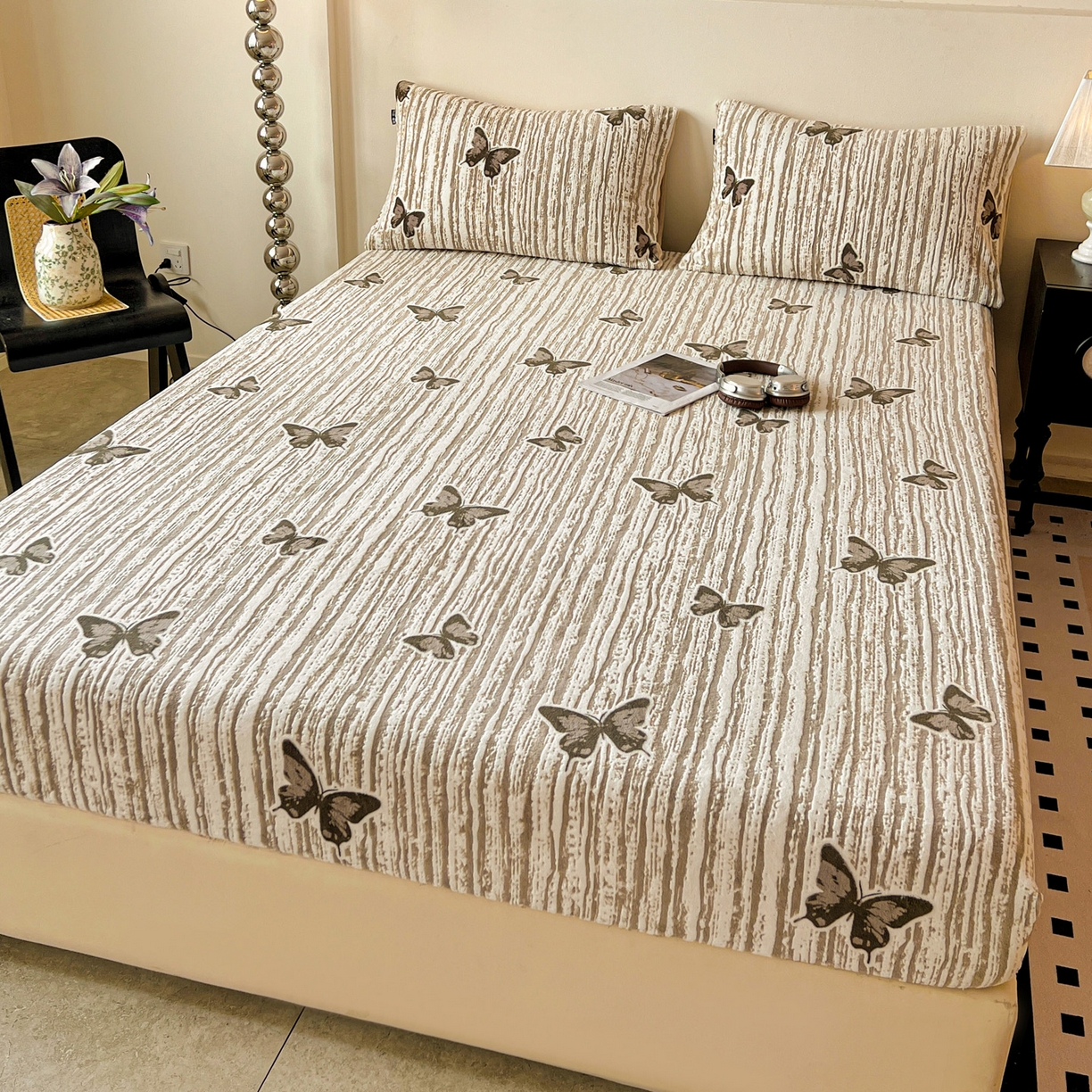 91家纺网 家纺一手货源 找家纺 格真 2025秋冬新款立体剪花雕花牛奶绒床笠单品床笠单件单床笠 光影蝴蝶