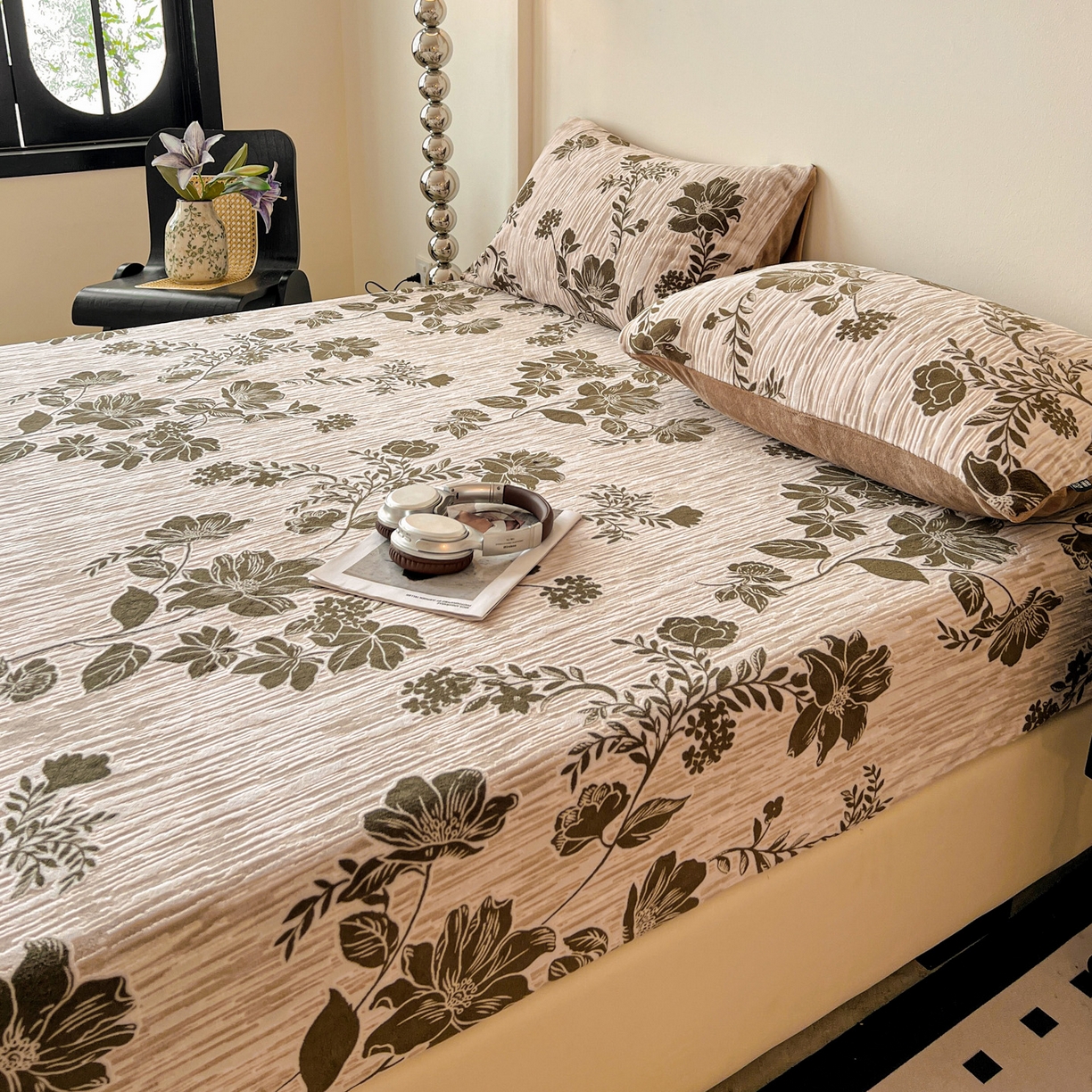 91家纺网 家纺一手货源 找家纺 格真 2025秋冬新款立体剪花雕花牛奶绒床笠单品床笠单件单床笠 莫奈花园-咖