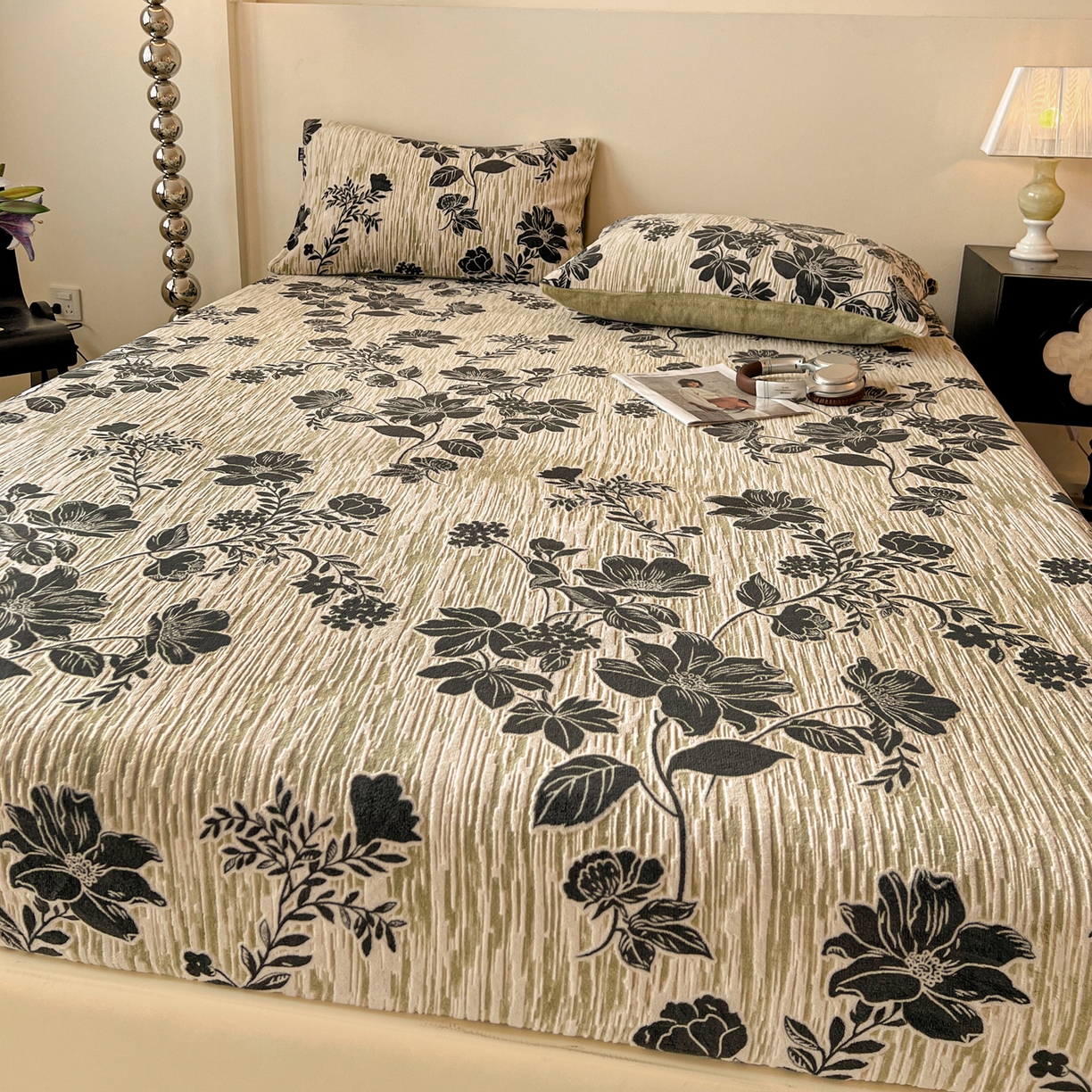 91家纺网 家纺一手货源 找家纺 格真 2025秋冬新款立体剪花雕花牛奶绒床笠单品床笠单件单床笠 莫奈花园-绿