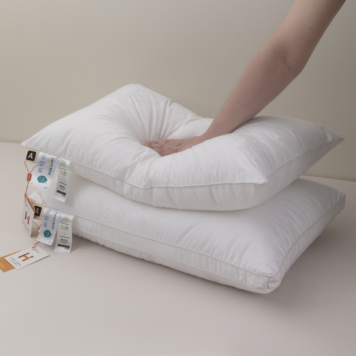 91家纺网 家纺一手货源 找家纺 （总）露函 2025新款全棉80S提花款酒店枕枕头枕芯