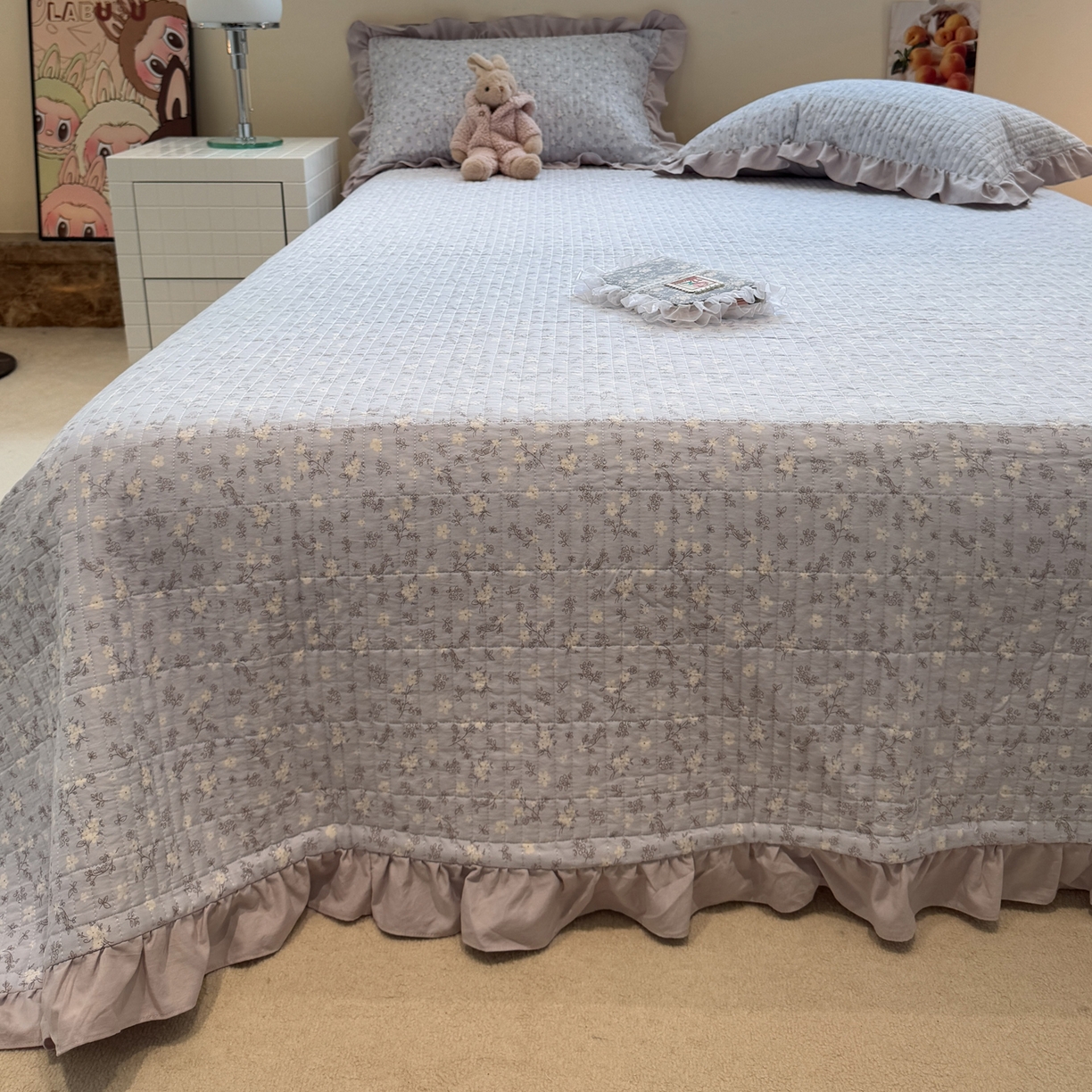 91家纺网 家纺一手货源 找家纺 一加一 2025新款软糯亲肤印花床盖三件套 晴天兰