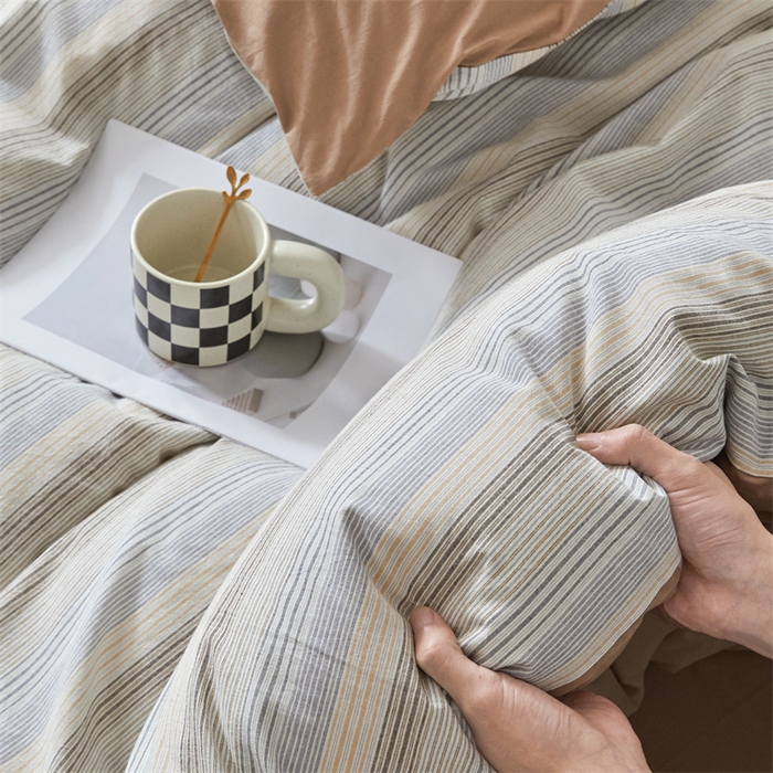 91家纺网 家纺一手货源 找家纺 曲之慕 2025新款亲肤舒适全棉纯棉色织水洗棉四件套 凯西亚-兰