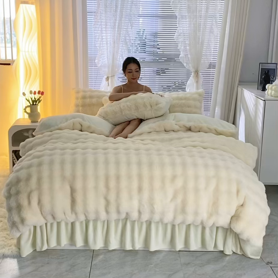 91家纺网 家纺一手货源 找家纺 （总）晚悠家纺 2025新款兔毛绒大泡泡牛奶绒七彩泡泡款四件套