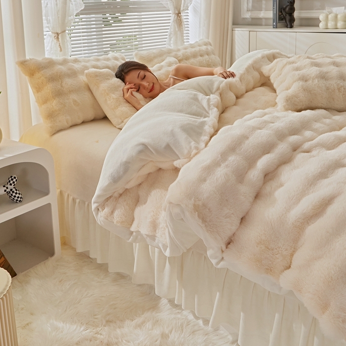 91家纺网 家纺一手货源 找家纺 （总）晚悠家纺 2025新款兔毛绒大泡泡牛奶绒七彩泡泡款四件套