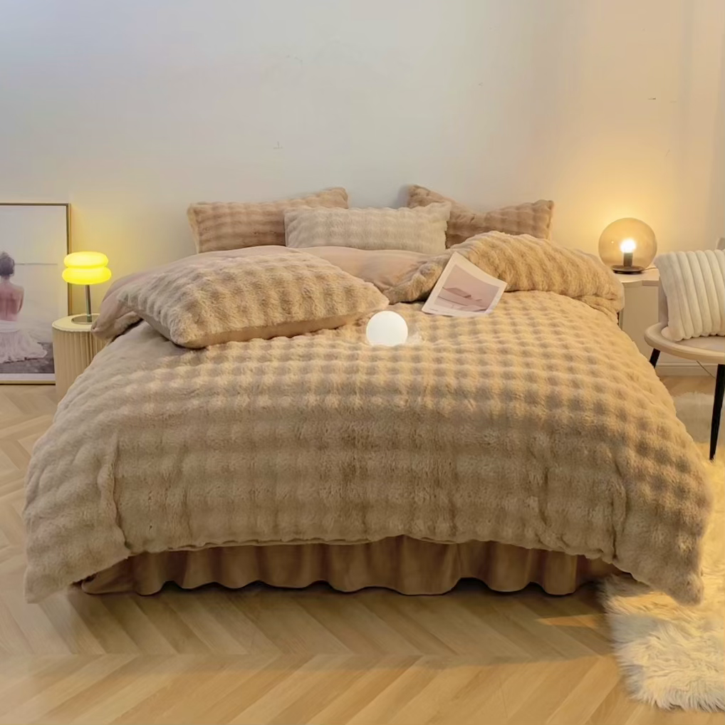 91家纺网 家纺一手货源 找家纺 晚悠家纺 2025新款兔毛绒大泡泡牛奶绒七彩泡泡款四件套 泡泡-卡其