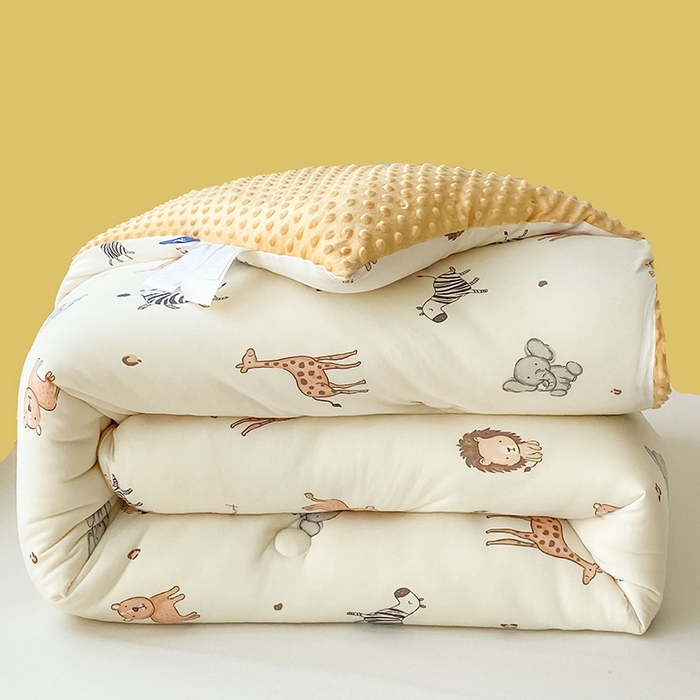 91家纺网 家纺一手货源 找家纺 天瑜家纺 2025新款针织棉豆豆绒大豆被冬被被子被芯 动物乐园