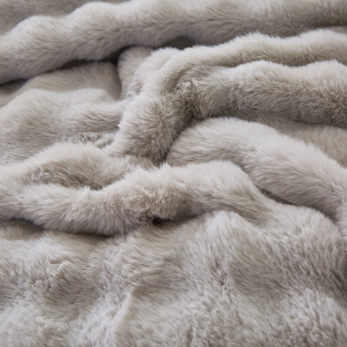 91家纺网 家纺一手货源 找家纺 晚悠家纺 2025新款兔毛绒大泡泡牛奶绒七彩泡泡款四件套 泡泡-浅灰