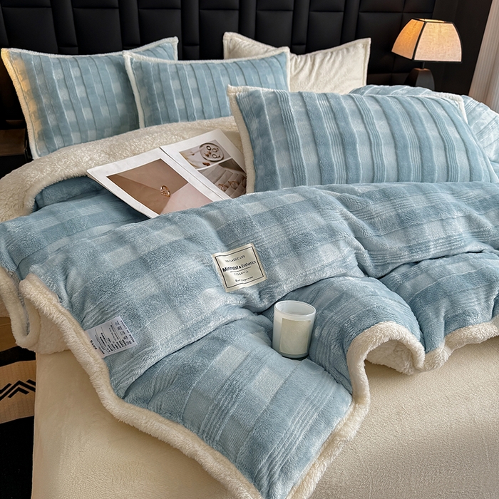 91家纺网 家纺一手货源 找家纺 宜派家纺 2025新款A类玉兔绒北极绒纯色四件套 玉兔蓝【双面加绒】