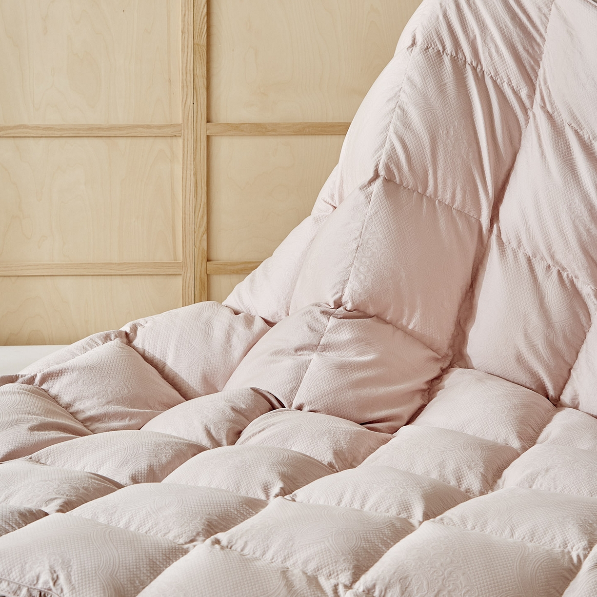 91家纺网 家纺一手货源 找家纺 （总）暖羽屋羽绒馆 2025新款绒子含量95鸭绒  莫代尔混纺95白鸭绒被双人鸭绒 羽绒被子冬被芯