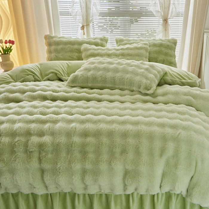 91家纺网 家纺一手货源 找家纺 晚悠家纺 2025新款兔毛绒大泡泡牛奶绒七彩泡泡款四件套 兔毛泡泡-绿