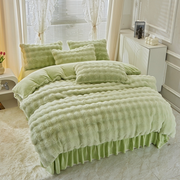 91家纺网 家纺一手货源 找家纺 晚悠家纺 2025新款兔毛绒大泡泡牛奶绒七彩泡泡款四件套 兔毛泡泡-绿