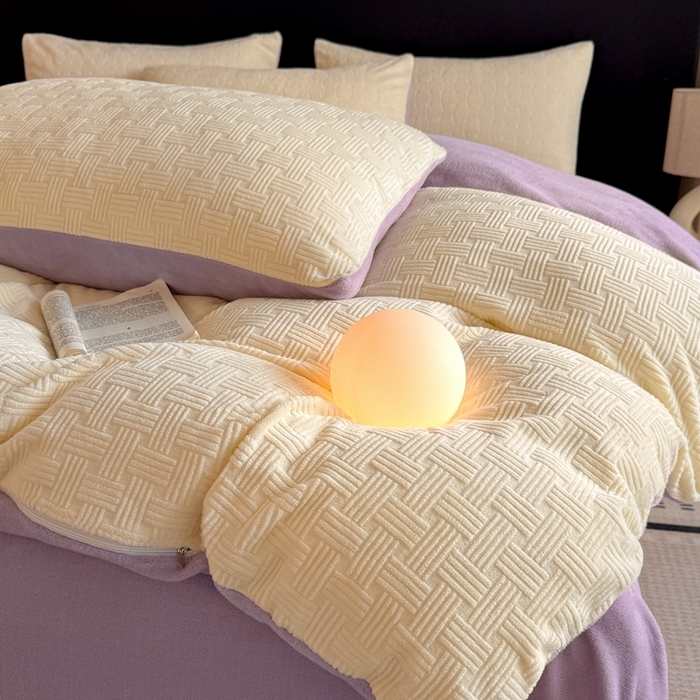 91家纺网 家纺一手货源 找家纺 酱子 2025新款AB版烂花牛奶绒四件套烂花-黄紫