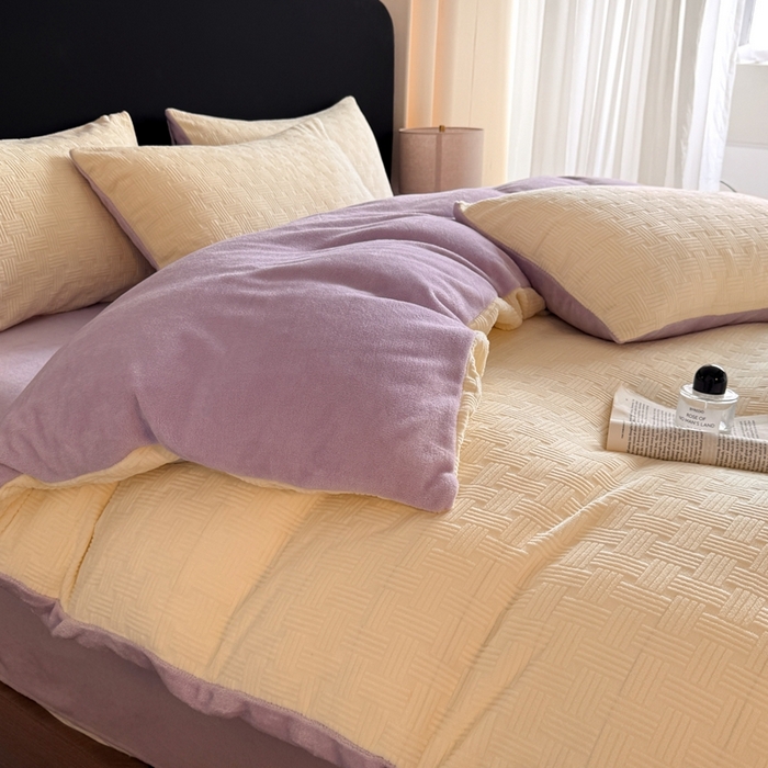 91家纺网 家纺一手货源 找家纺 酱子 2025新款AB版烂花牛奶绒四件套烂花-黄紫