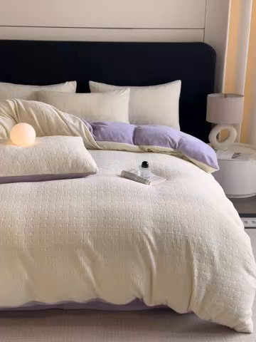 91家纺网 家纺一手货源 找家纺 酱子 2025新款AB版烂花牛奶绒四件套烂花-黄紫