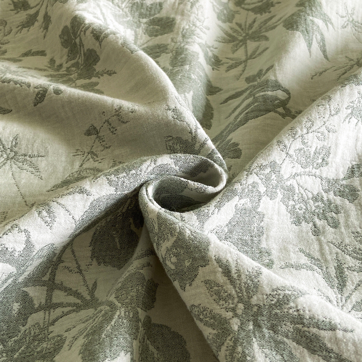 91家纺网 家纺一手货源 找家纺 宜代光年 2025新款60S水洗棉提花单品被套 繁花-绿