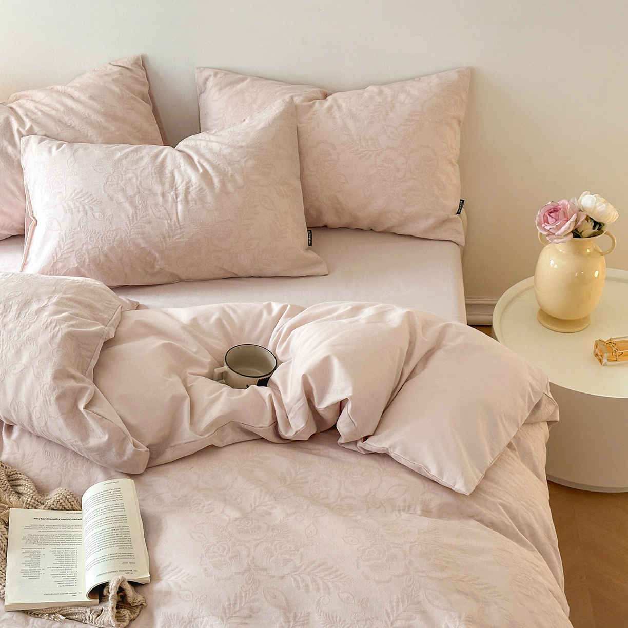 91家纺网 家纺一手货源 找家纺 宜代光年 2025新款60S水洗棉提花单品被套 海棠