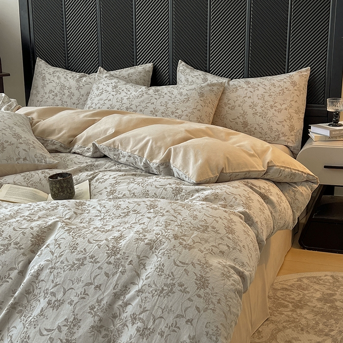 91家纺网 家纺一手货源 找家纺 莱茵家居 2025秋冬新款复古A类简约60S色织大提花磨毛四件套 花络