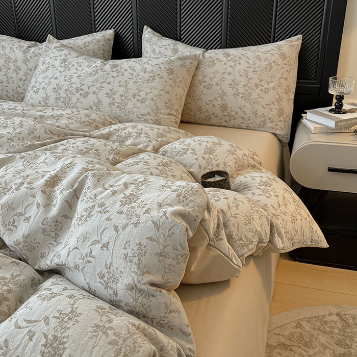 91家纺网 家纺一手货源 找家纺 莱茵家居 2025秋冬新款复古A类简约60S色织大提花磨毛四件套 花络