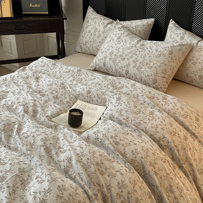 91家纺网 家纺一手货源 找家纺 莱茵家居 2025秋冬新款复古A类简约60S色织大提花磨毛四件套 花络