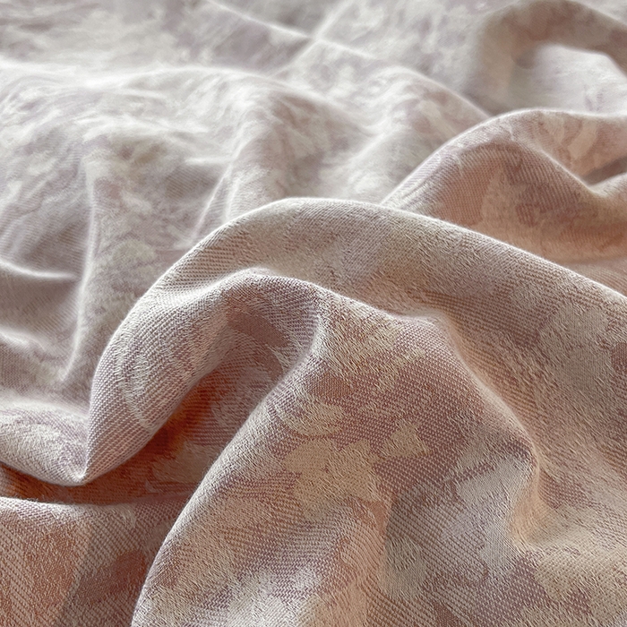 91家纺网 家纺一手货源 找家纺 莱茵家居 2025秋冬新款复古A类简约60S色织大提花磨毛四件套 花汀-旧缬紫