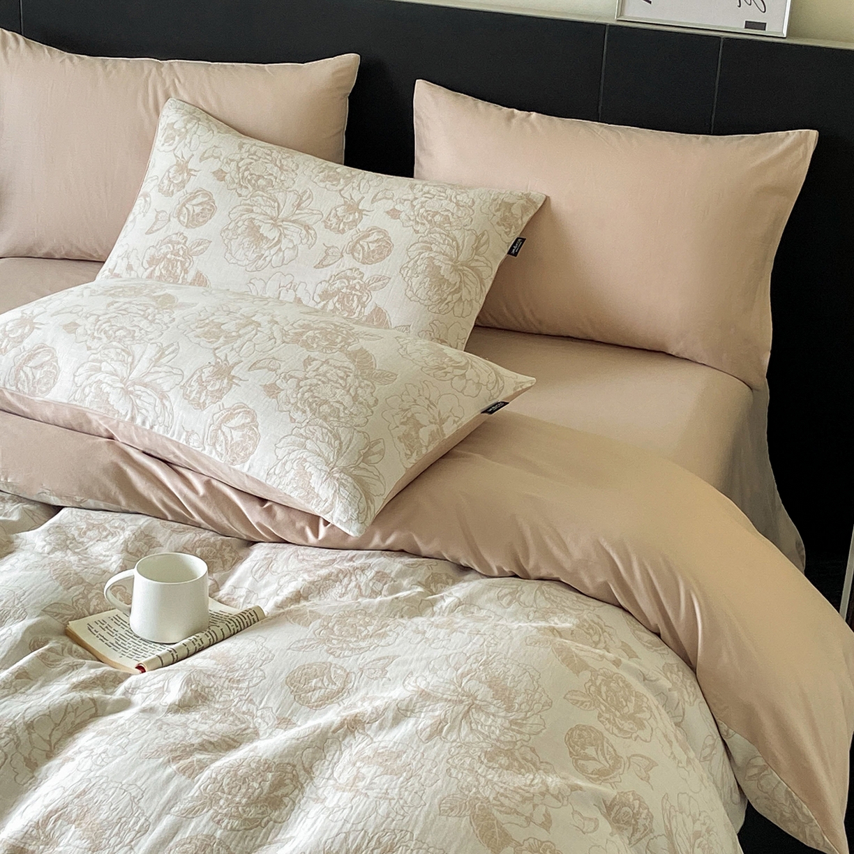 91家纺网 家纺一手货源 找家纺 宜代光年 2025新款60S水洗棉提花单品被套 牡丹-咖