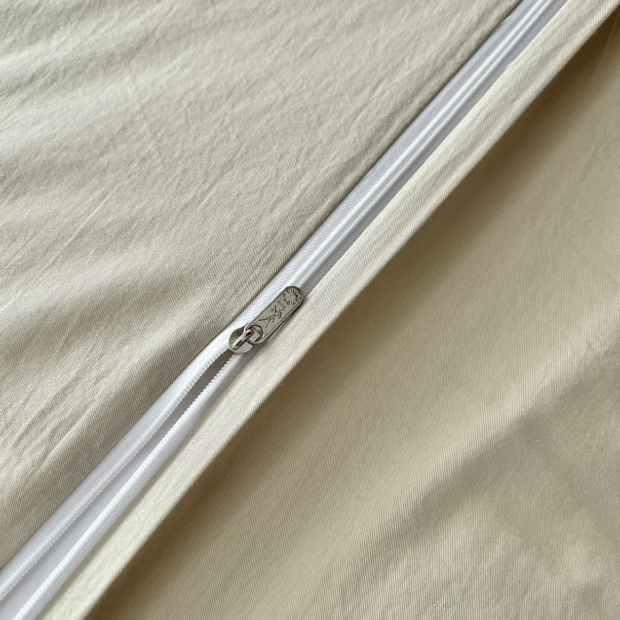 91家纺网 家纺一手货源 找家纺 宜代光年 2025新款60S水洗棉提花单品被套 叶之舞