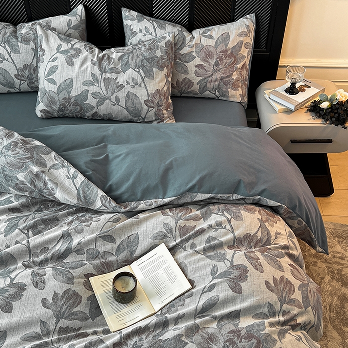 91家纺网 家纺一手货源 找家纺 莱茵家居 2025秋冬新款复古A类简约60S色织大提花磨毛四件套 萦花-青靛蓝