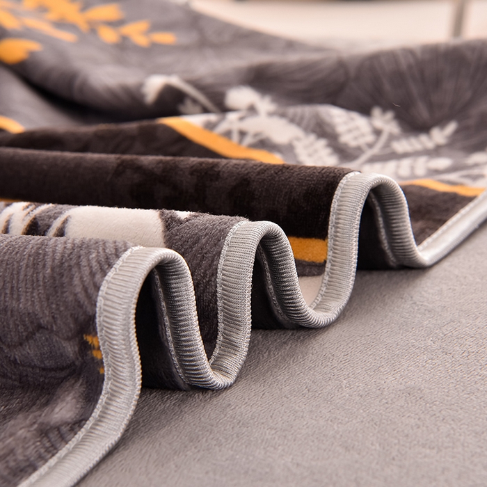 91家纺网 家纺一手货源 找家纺 赫本 2025新品8斤爆品牛奶绒四件套床裙款金雕绒法莱绒四套件 黄金叶 