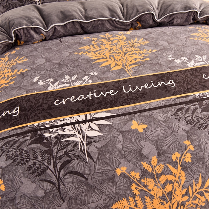 91家纺网 家纺一手货源 找家纺 赫本 2025新品8斤爆品牛奶绒四件套床裙款金雕绒法莱绒四套件 黄金叶 