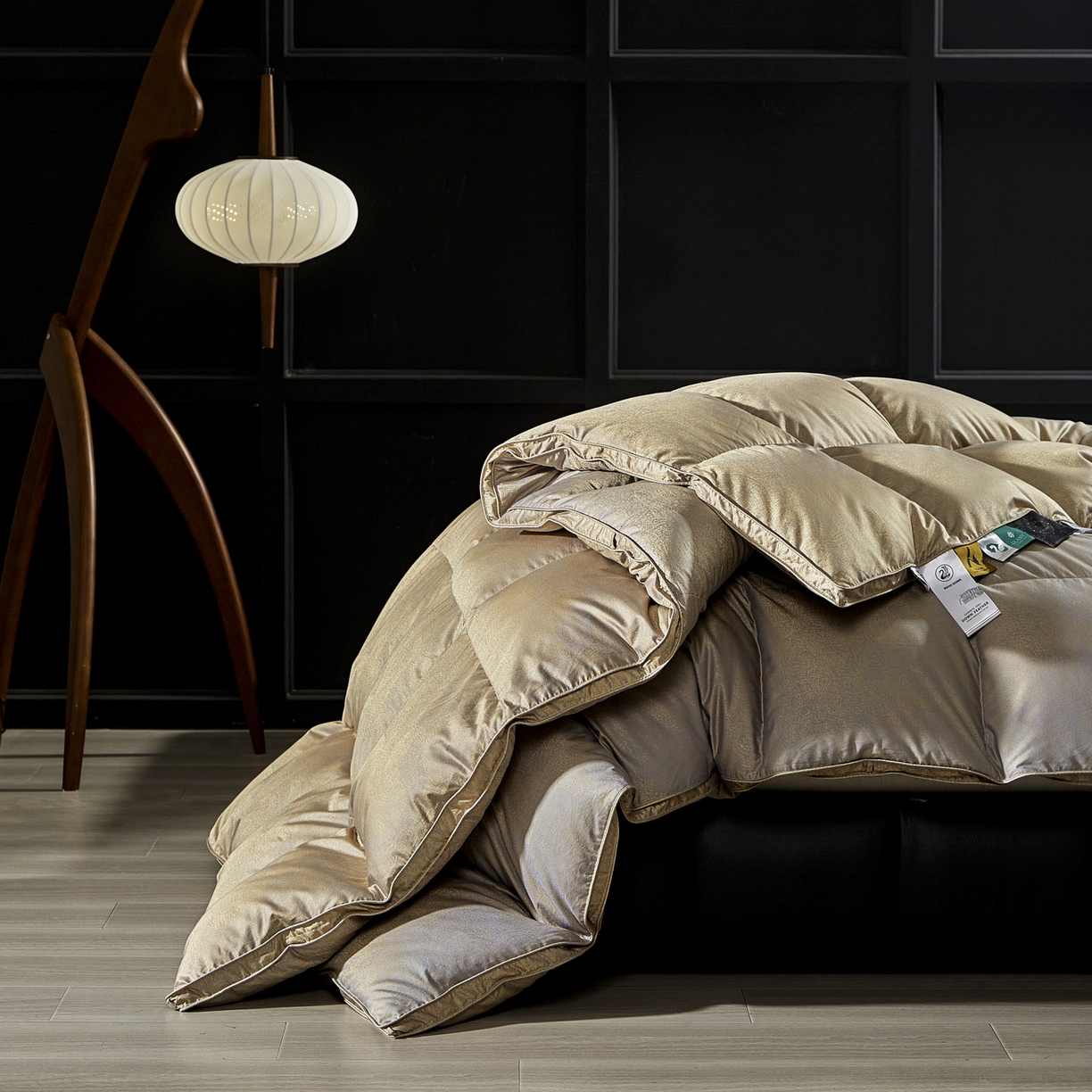 91家纺网 家纺一手货源 找家纺 2025新款绒子含量95鸭绒  莫代尔混纺95白鸭绒被双人鸭绒 羽绒被子冬被芯 香之沁