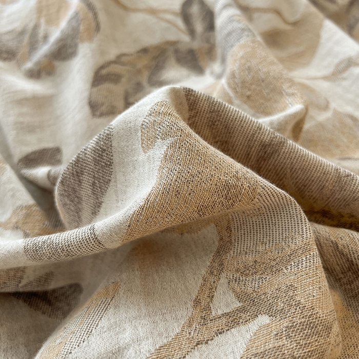 91家纺网 家纺一手货源 找家纺 莱茵家居 2025秋冬新款复古A类简约60S色织大提花磨毛四件套 萦花-亚麻卡