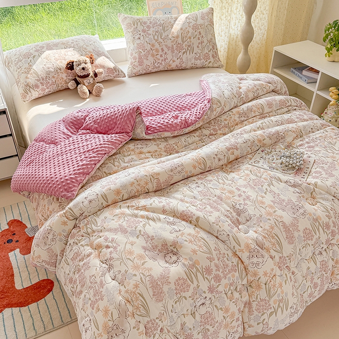 91家纺网 家纺一手货源 找家纺 天瑜家纺 2025新款针织棉豆豆绒大豆被冬被被子被芯 花丛猫咪