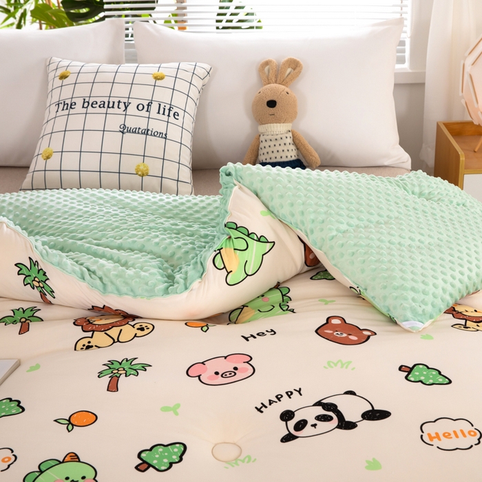 91家纺网 家纺一手货源 找家纺 天瑜家纺 2025新款针织棉豆豆绒大豆被冬被被子被芯 快乐熊猫