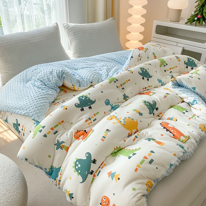 91家纺网 家纺一手货源 找家纺 天瑜家纺 2025新款针织棉豆豆绒大豆被冬被被子被芯 小恐龙