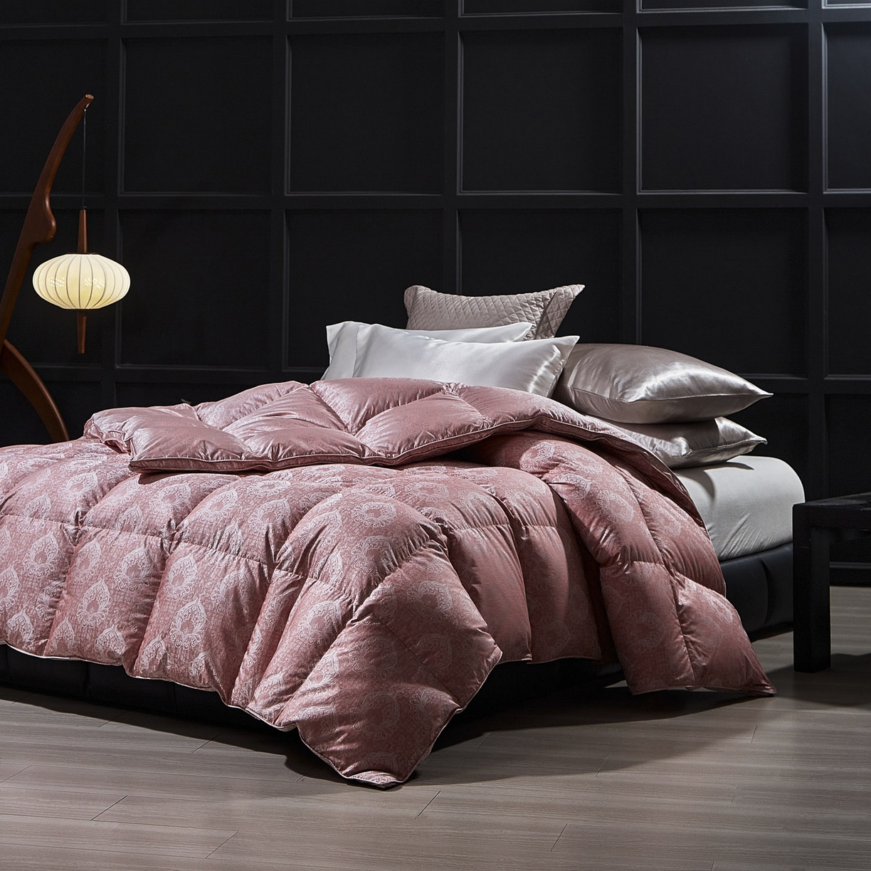 91家纺网 家纺一手货源 找家纺 暖羽屋羽绒馆 2025新款绒子含量95鸭绒  莫代尔混纺95白鸭绒被双人鸭绒 b面 羽绒被子冬被芯 玫瑰物语 B面效果