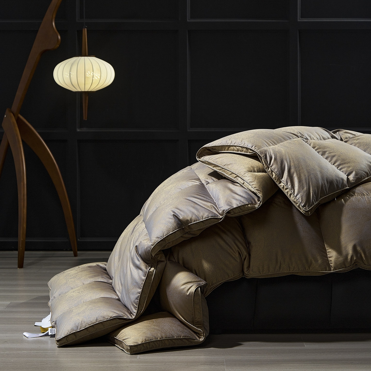 91家纺网 家纺一手货源 找家纺 暖羽屋羽绒馆 2025新款绒子含量95鸭绒  莫代尔混纺95白鸭绒被双人鸭绒 b面 羽绒被子冬被芯 D香之沁 B面效果