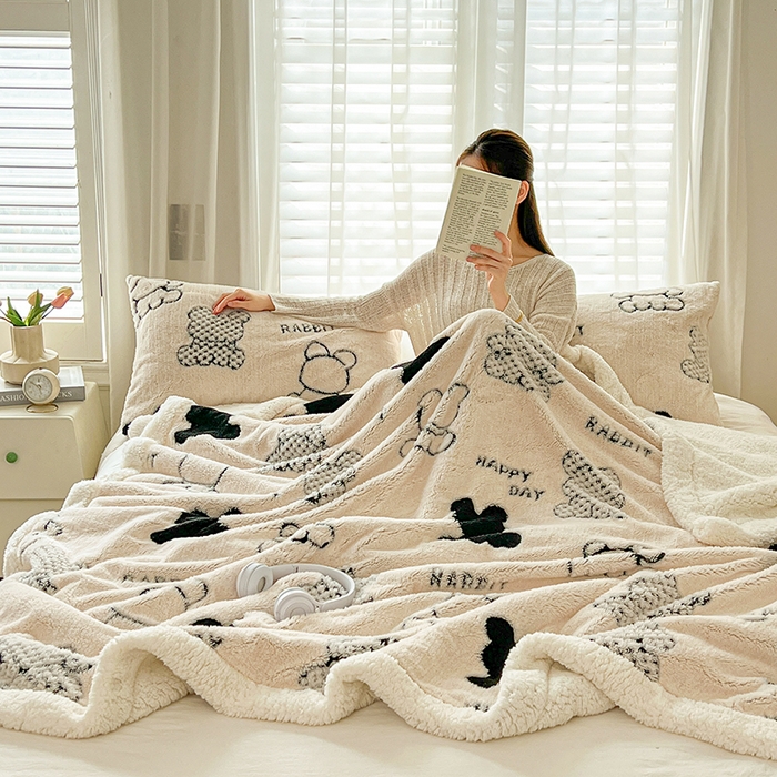 91家纺网 家纺一手货源 找家纺 （总）欧邦 2025新款A类舒棉绒毛毯盖毯毯子-可可熊