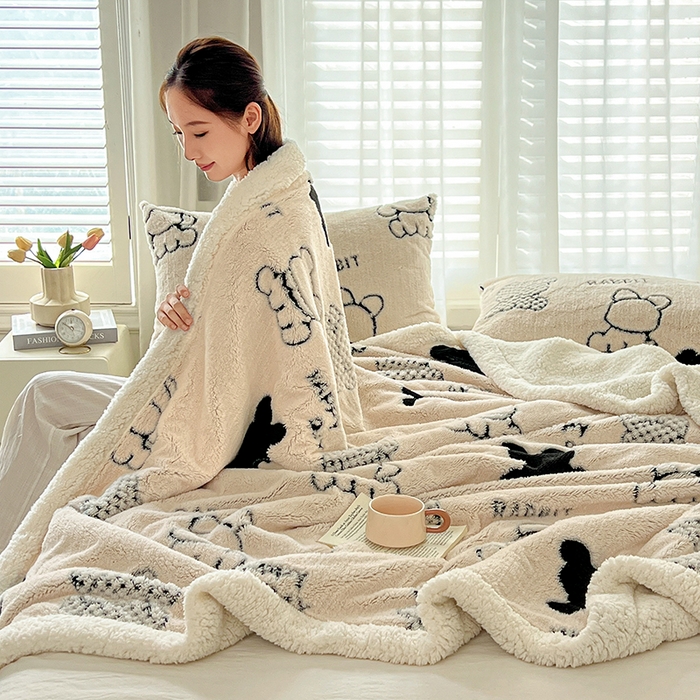 91家纺网 家纺一手货源 找家纺 （总）欧邦 2025新款A类舒棉绒毛毯盖毯毯子-可可熊