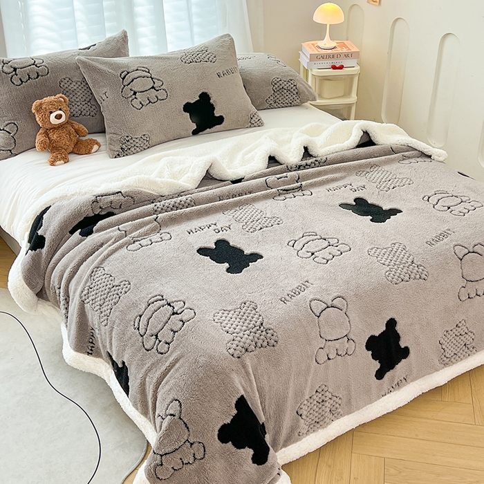 91家纺网 家纺一手货源 找家纺 欧邦 2025新款A类舒棉绒毛毯盖毯毯子-可可熊 可可熊-灰色