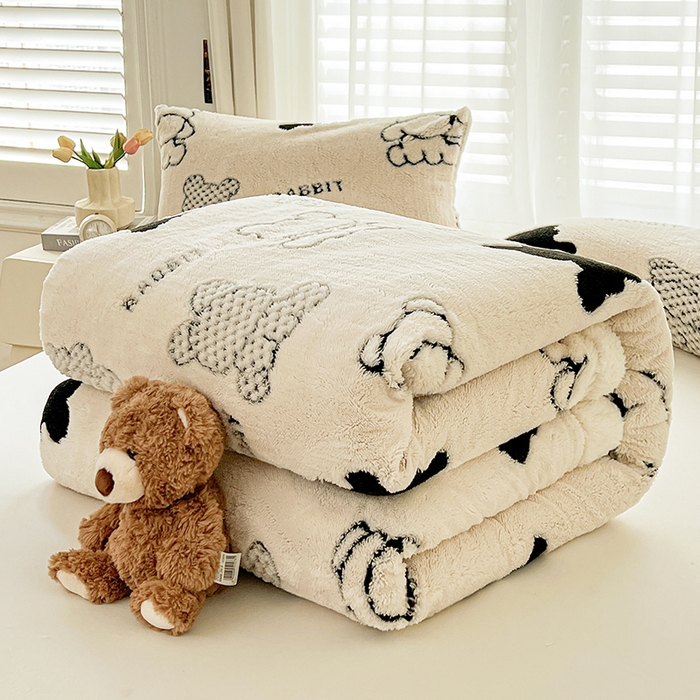 91家纺网 家纺一手货源 找家纺 （总）欧邦 2025新款A类舒棉绒毛毯盖毯毯子-可可熊