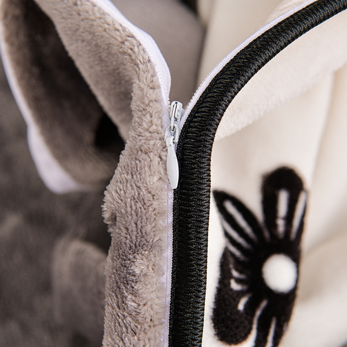 91家纺网 家纺一手货源 找家纺 赫本 2025新品8斤爆品牛奶绒四件套床裙款金雕绒法莱绒四套件 赫本风